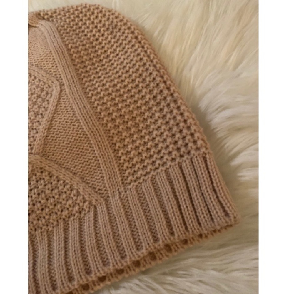 NWOT TJD Cable Knit Beanie - Picture 3 of 6